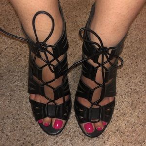 Black cut out heels Jessica Simpson
